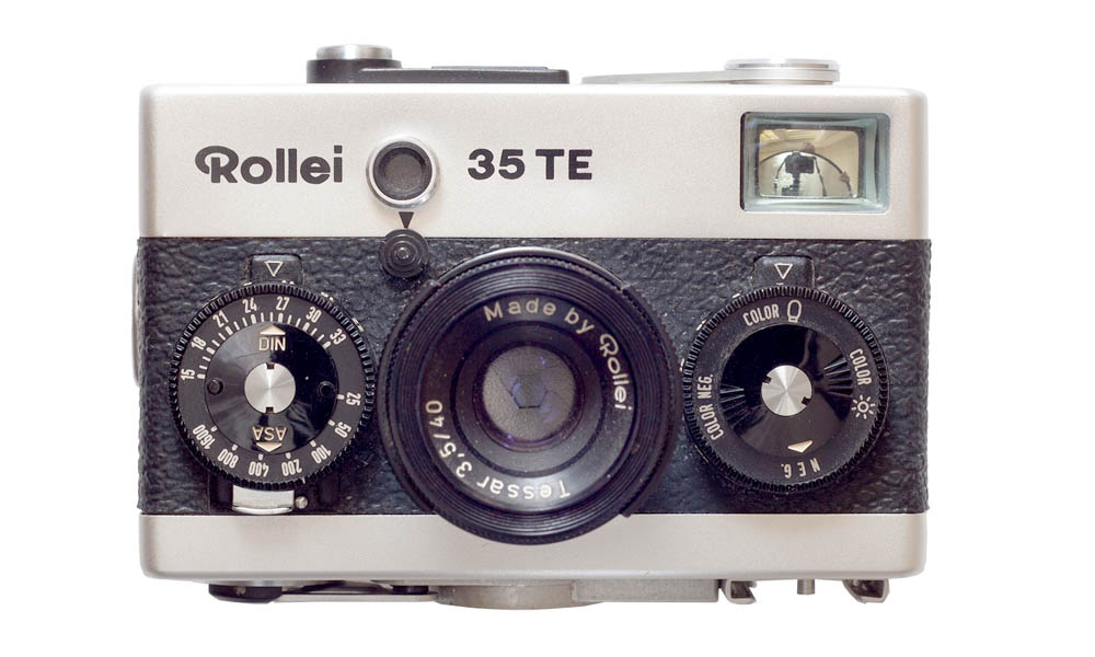 A Rollei 35TE, a classic viewfinder camera with the typical viewfinder located on the top right